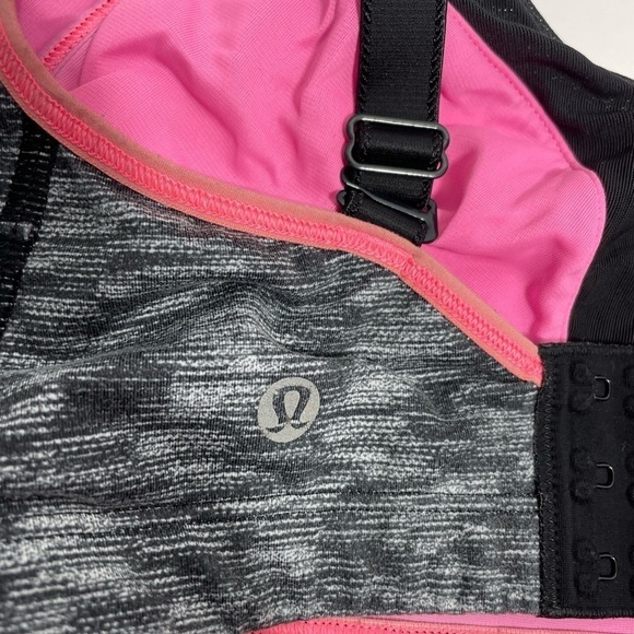 Lululemon Ta Ta Tamer III Dramatic Static White Black M446 - Picture 4 of 6